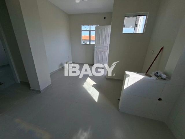 Apartamento para Locação em Florianópolis/SC Carianos 1 Quartos