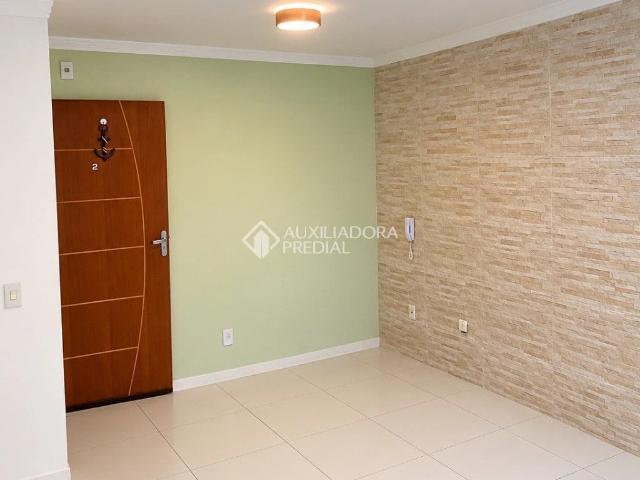 Apartamento para Locação em Florianópolis/SC Carianos 2 Quartos