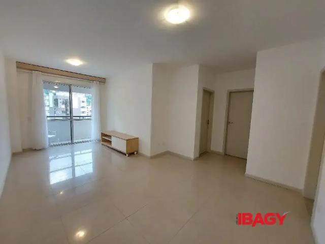 Apartamento para Locação em Florianópolis/SC Centro 2 Quartos