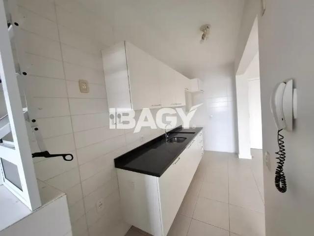 Apartamento para Locação em Florianópolis/SC Centro 2 Quartos