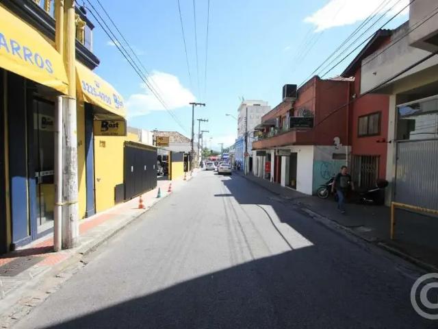 Apartamento para Locação em Florianópolis/SC Centro 2 Quartos