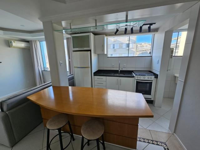 Apartamento para Locação em Florianópolis/SC Centro 2 Quartos