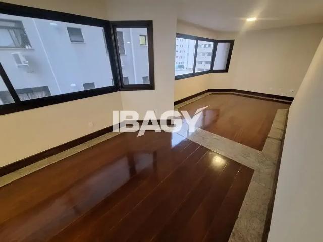 Apartamento para Locação em Florianópolis/SC Centro 4 Quartos