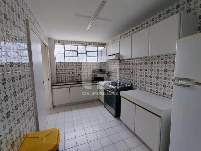 Apartamento para Locação em Florianópolis/SC Centro 4 Quartos