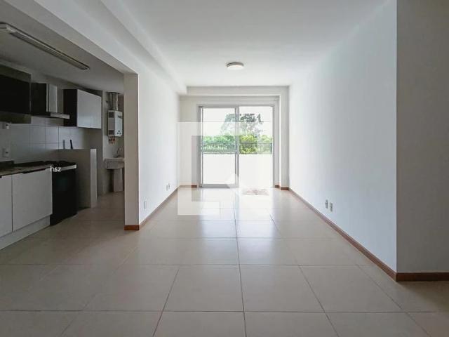 Apartamento para Locação em Florianópolis/SC Abraão 2 Quartos