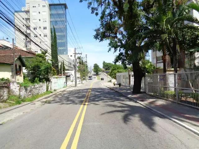 Apartamento para Locação em Florianópolis/SC Agronômica 3 Quartos