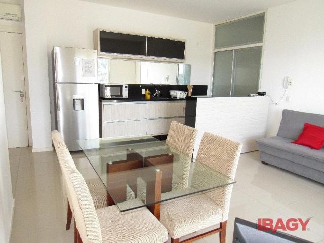 Apartamento para Locação em Florianópolis/SC Itacorubi 2 Quartos