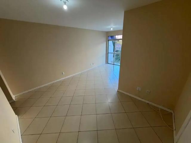 Apartamento para Locação em Florianópolis/SC Saco dos Limões 3 Quartos