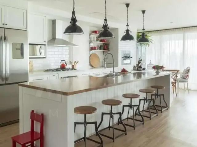 Apartamento para Locação em Florianópolis/SC Ponta das Canas 4 Quartos