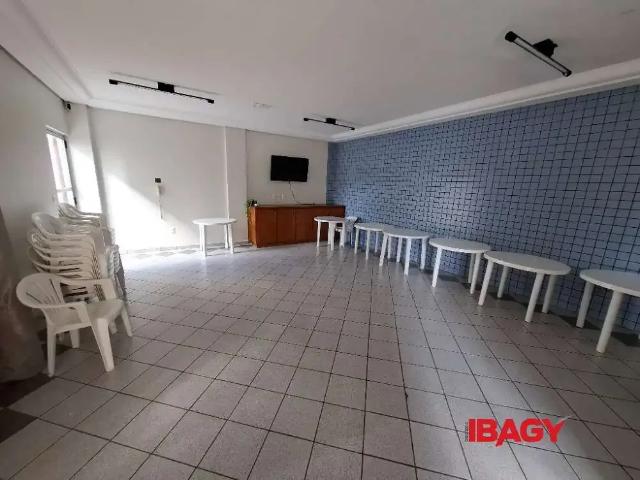 Apartamento para Locação em Florianópolis/SC Pantanal 2 Quartos