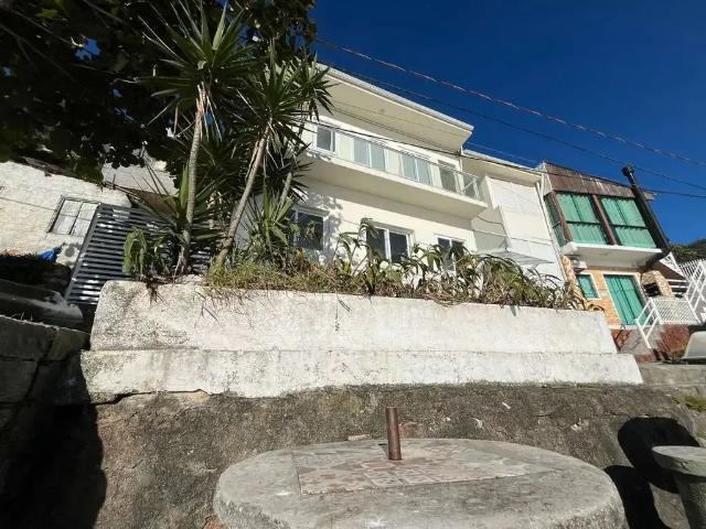 Apartamento para Locação em Florianópolis/SC Pântano do Sul 2 Quartos