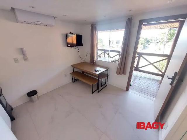 Apartamento para Locação em Florianópolis/SC Ribeirão da Ilha 2 Quartos