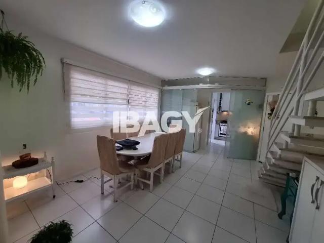 Apartamento para Locação em Florianópolis/SC Trindade 3 Quartos