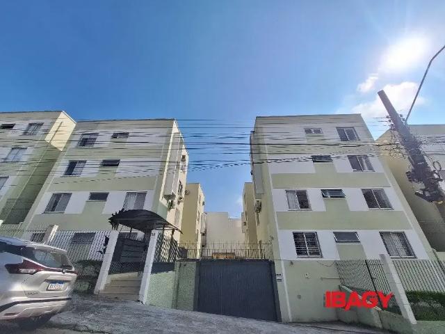 Apartamento para Locação em Florianópolis/SC Trindade 3 Quartos