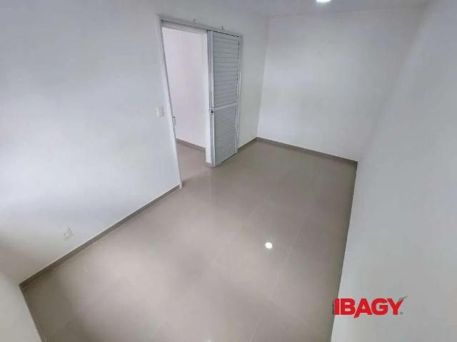 Apartamento para Locação em Florianópolis/SC Trindade 1 Quartos