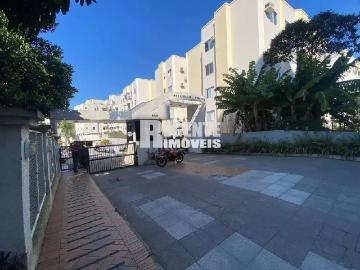 Rua Lauro Linhares, Praça Alice Roberto Piemontez