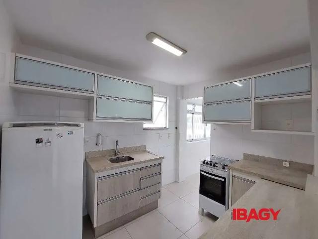 Apartamento para Locação em Florianópolis/SC Trindade 2 Quartos