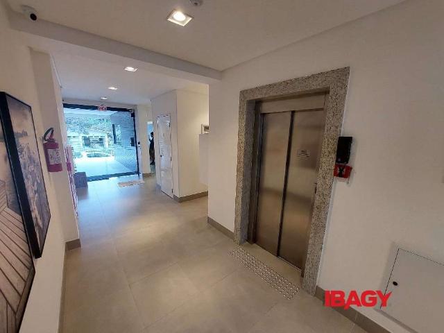 Apartamento para Locação em Florianópolis/SC Trindade 2 Quartos