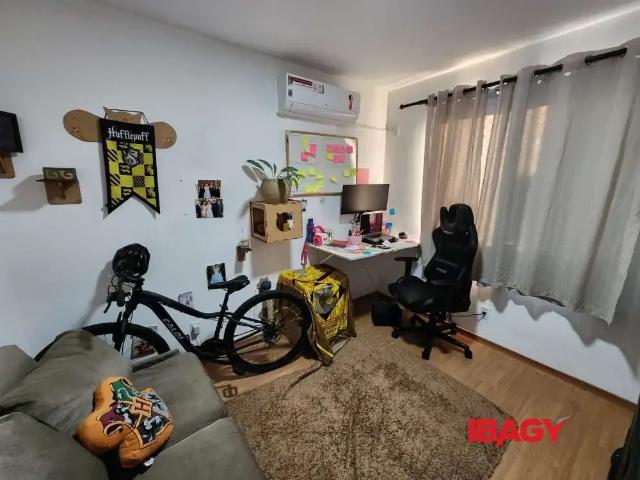 Apartamento para Locação em Florianópolis/SC Vargem do Bom Jesus 2 Quartos