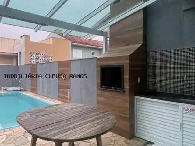 Casa / Sobrado para Locação em Guaratuba/PR Brejatuba 3 Quartos