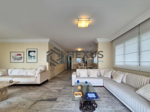 Apartamento para Locação em Guarujá/SP Pitangueiras 4 Quartos