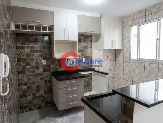 Apartamento para Locação em Guarulhos/SP Água Chata 2 Quartos