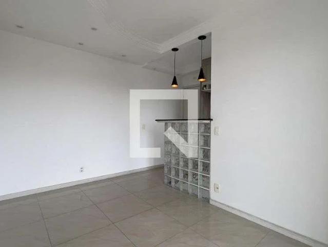 Apartamento para Locação em Guarulhos/SP Jardim Cocaia 3 Quartos
