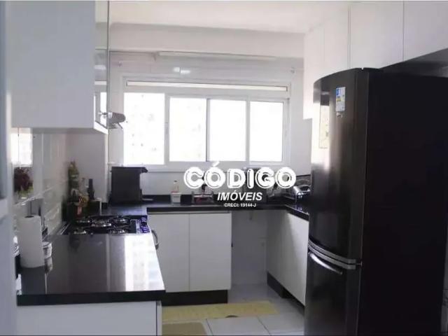 Apartamento para Locação em Guarulhos/SP Jardim Flor da Montanha 4 Quartos