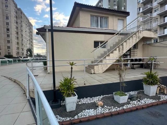 Apartamento para Locação em Itaboraí/RJ Centro 3 Quartos