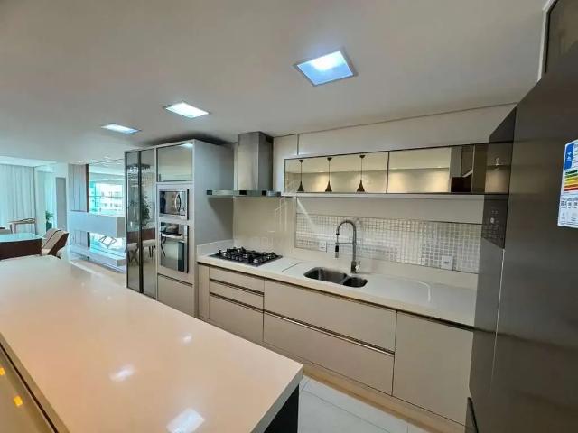 Apartamento para Locação em Itajaí/SC Cabeçudas 5 Quartos