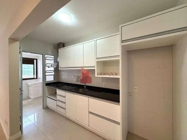Apartamento para Locação em Itajaí/SC Fazenda 3 Quartos