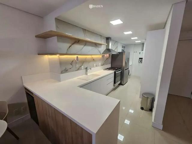 Apartamento para Locação em Itajaí/SC Praia Brava 3 Quartos