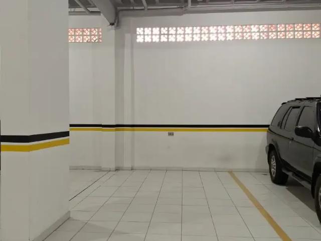 Apartamento para Locação em Itapema/SC Meia Praia 4 Quartos