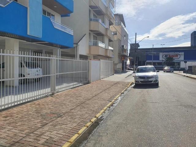 Apartamento para Locação em Itapema/SC Meia Praia 2 Quartos