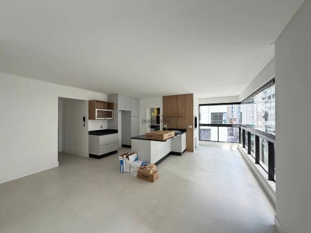 Apartamento para Locação em Itapema/SC Meia Praia 3 Quartos
