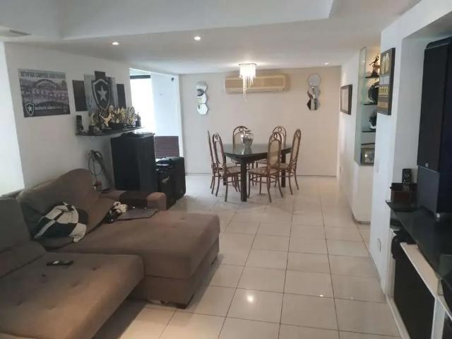 Apartamento para Locação em Jaboatão dos Guararapes/PE Candeias 4 Quartos