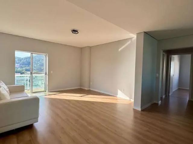 Apartamento para Locação em Joinville/SC América 3 Quartos