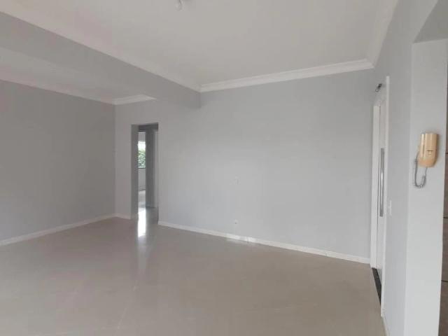 Apartamento para Locação em Joinville/SC Bom Retiro 3 Quartos