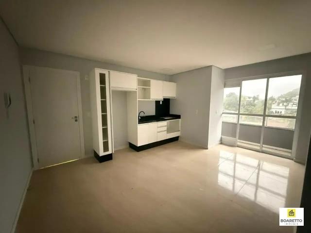 Apartamento para Locação em Joinville/SC Iririú 3 Quartos