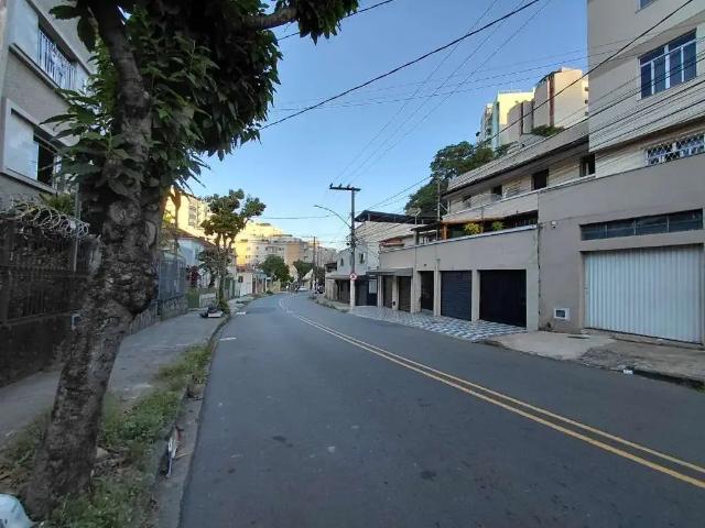 Apartamento para Locação em Juiz de Fora/MG Jardim Glória 3 Quartos