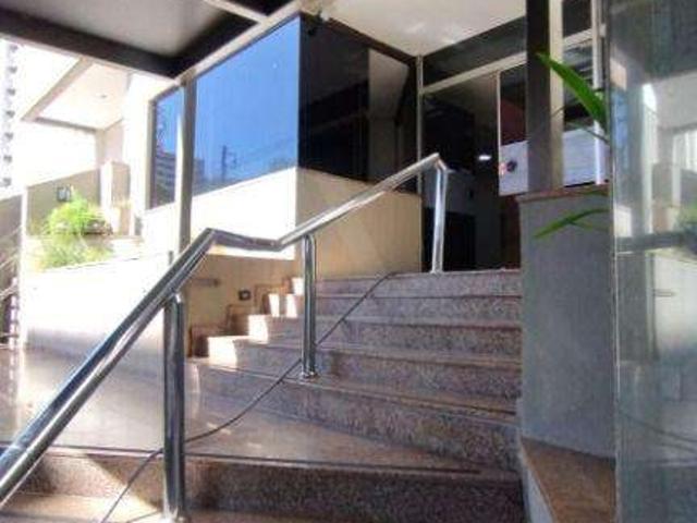 Apartamento para Locação em Londrina/PR Centro 5 Quartos