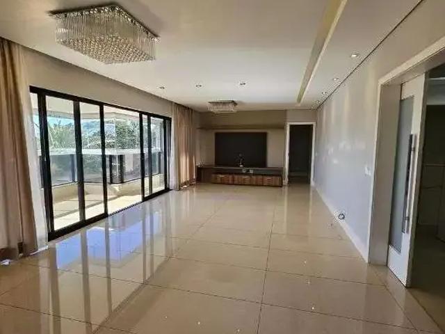 Apartamento para Locação em Londrina/PR Gleba Palhano 3 Quartos