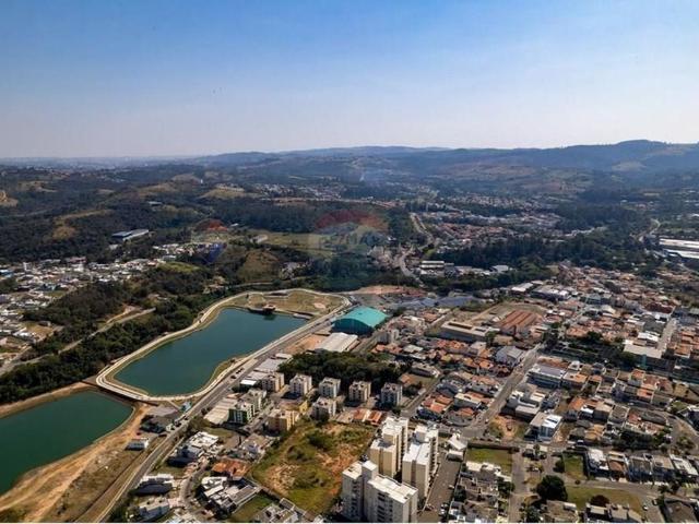 Apartamento para Locação em Louveira com 2 dormitórios | 1 vaga | Excelente localização R$ 2.750,00 + taxas