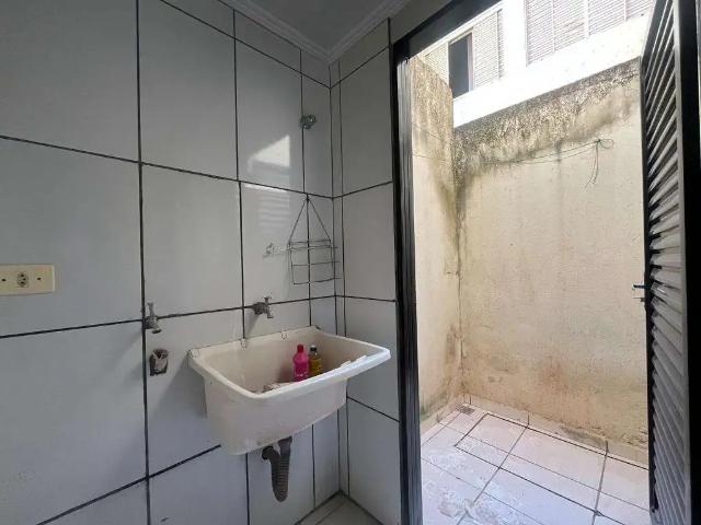 Apartamento para Locação em Maringá/PR Zona 08 1 Quartos