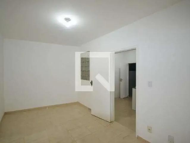 Apartamento para Locação em Nilópolis/RJ Centro 2 Quartos