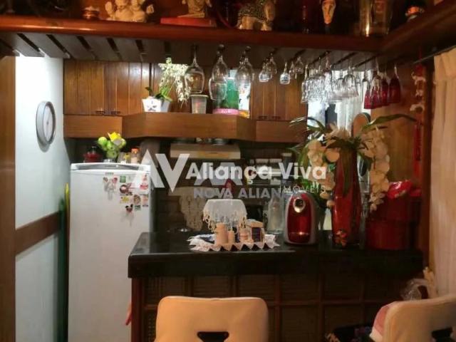Apartamento para Locação em Niterói/RJ Piratininga 4 Quartos