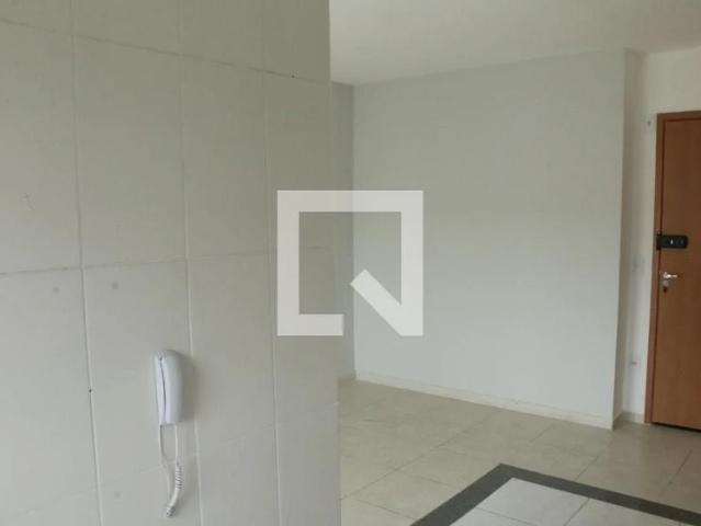 Apartamento para Locação em Nova Iguaçu/RJ Carolina 2 Quartos