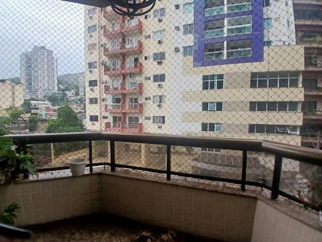 Apartamento para Locação em Nova Iguaçu/RJ Centro 3 Quartos