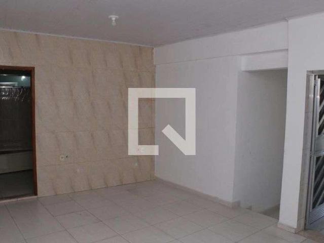 Apartamento para Locação em Nova Iguaçu/RJ Cerâmica 1 Quartos
