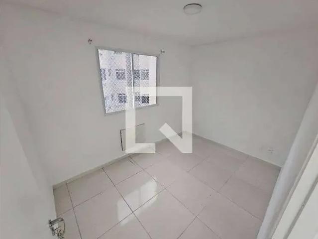Apartamento para Locação em Nova Iguaçu/RJ Comendador Soares 2 Quartos
